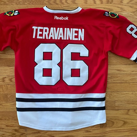 Teuvo Teravainen Chicago Blackhawks jersey size 50 - Picture 2 of 6